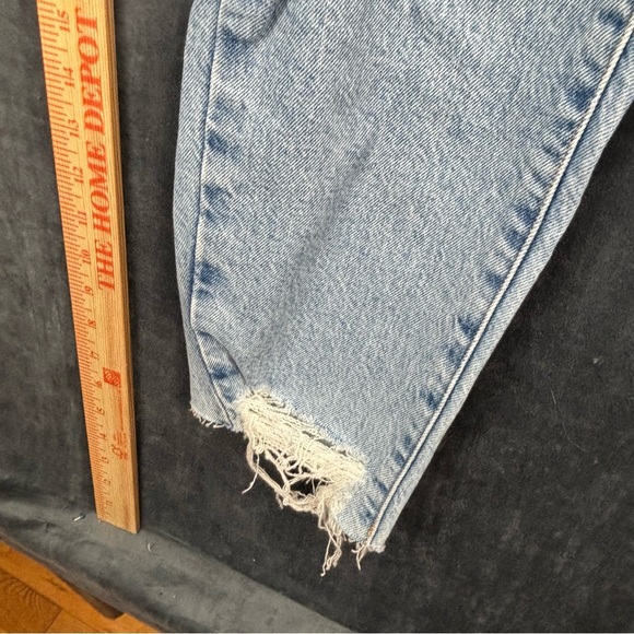 Good American Blue Ankle Cropped Distressed Jeans Sz 0/25 - Picture 7 of 15